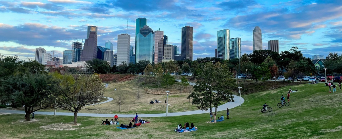 Branded Apparel vs. Tech Gadgets: Which Makes the Best Giveaway in the Greater Houston Area?